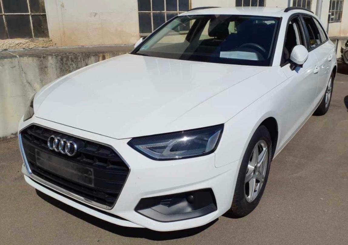 Audi A4 Avant 30 TDI S-tronic/LED/NAVI/TEMPOMAT/SHZ