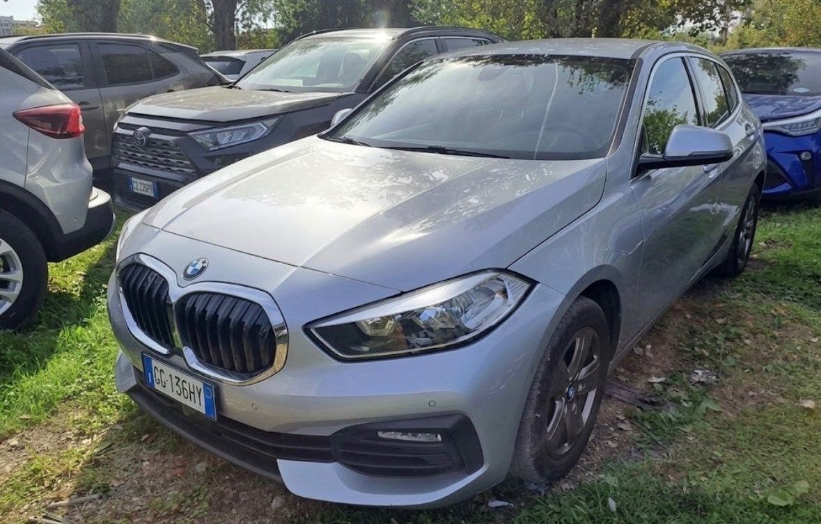 BMW Bmw 116 116d 5p. Business Advantage imagem 2