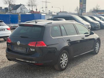 Volkswagen Golf - 4