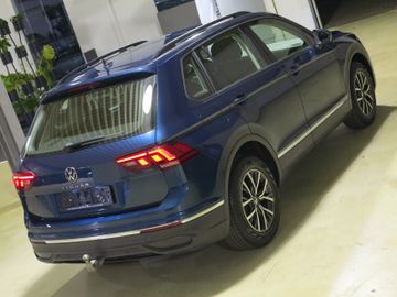 Volkswagen Tiguan - 3