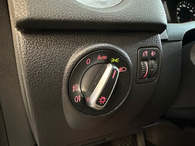 Volkswagen Tiguan Sport & Style 4Motion *2. Hand*Klima*Navi