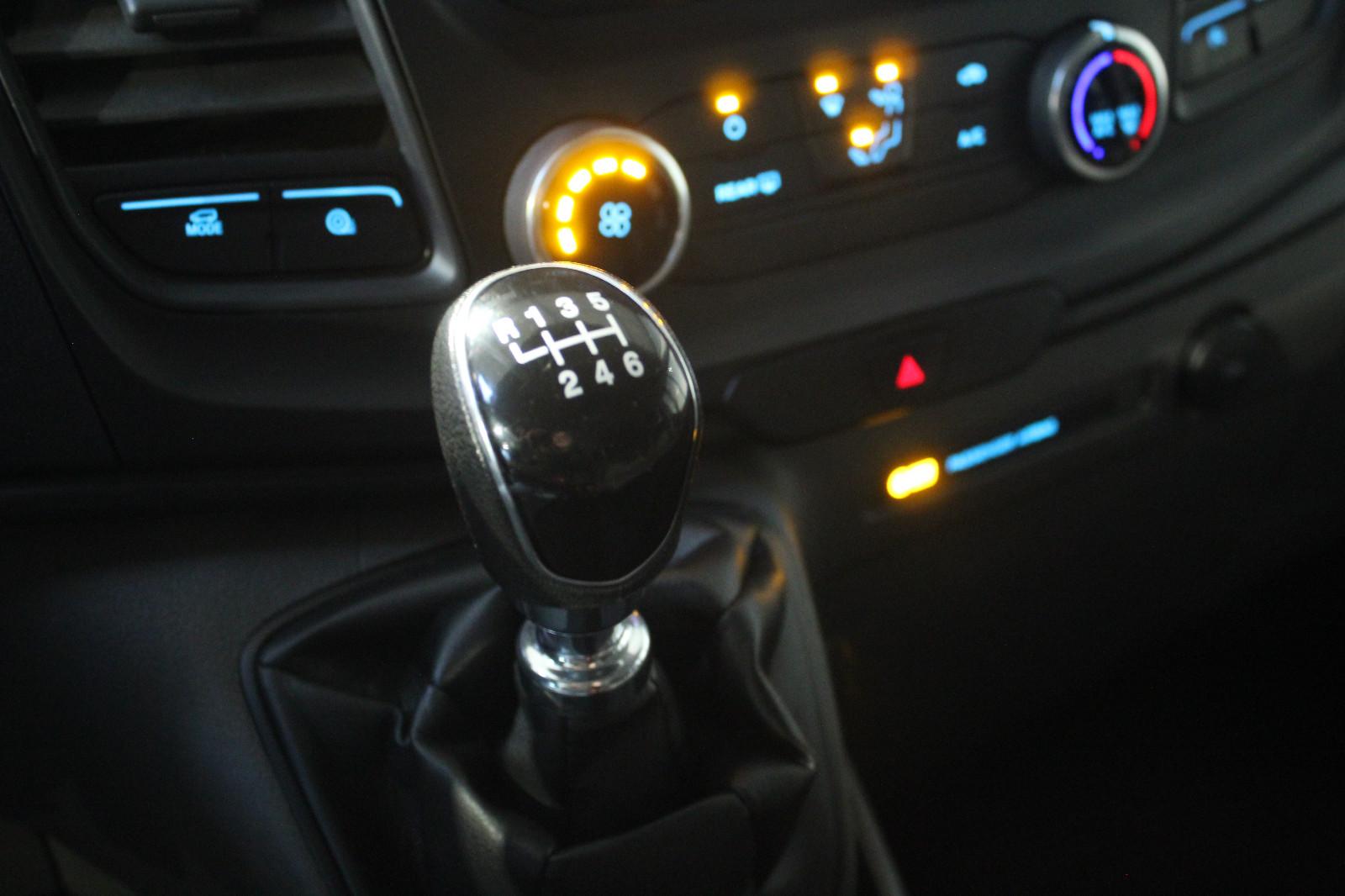 Ford Transit Custom Kombi 320 L1