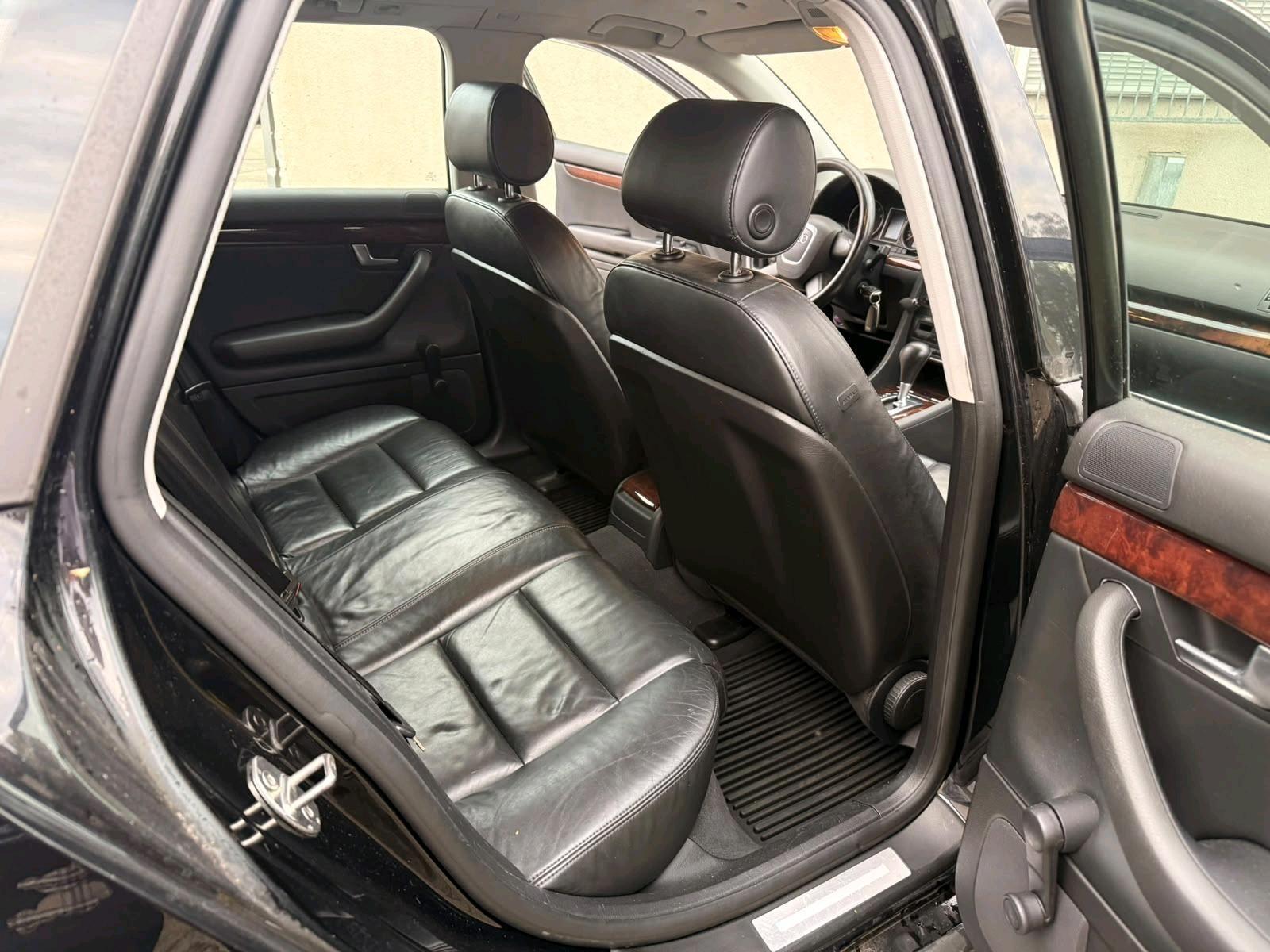 Audi A4 2005 — photo 10
