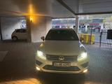Volkswagen Touareg 3.0 V6 TDI SCR 150kW Tiptronic Execu... - VW Touareg von privat
