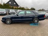 Mercedes-Benz E 280 - blaue Mercedes-Benz E 280