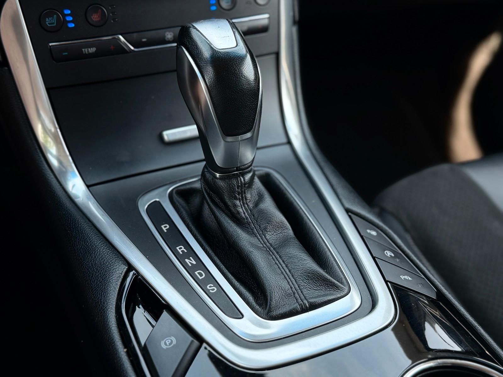 Ford Edge Sport 4x4 PANO/AUT/CAM/SHZ