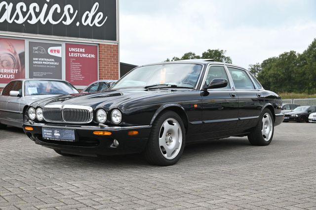 Jaguar XJ8 4.0 Sovereign *TOLLE AUSSTATTUNG*GARANTIE*