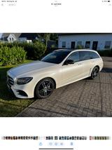 Mercedes-Benz Mercedes E 220d T CDI,AMG-Line,AHK,Sthzg,4... - Mercedes-Benz E 220 Gebrauchtwagen in Bremen