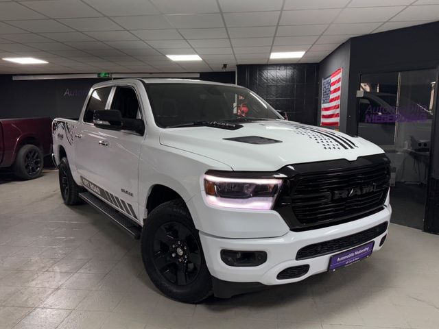 Dodge RAM 5.7 HEMI / 4X4 / Night-Edt.  / CrewCab / LED