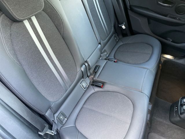 Fahrzeugabbildung BMW 218 Active Tourer xDrive Sport Line Autom., Navi