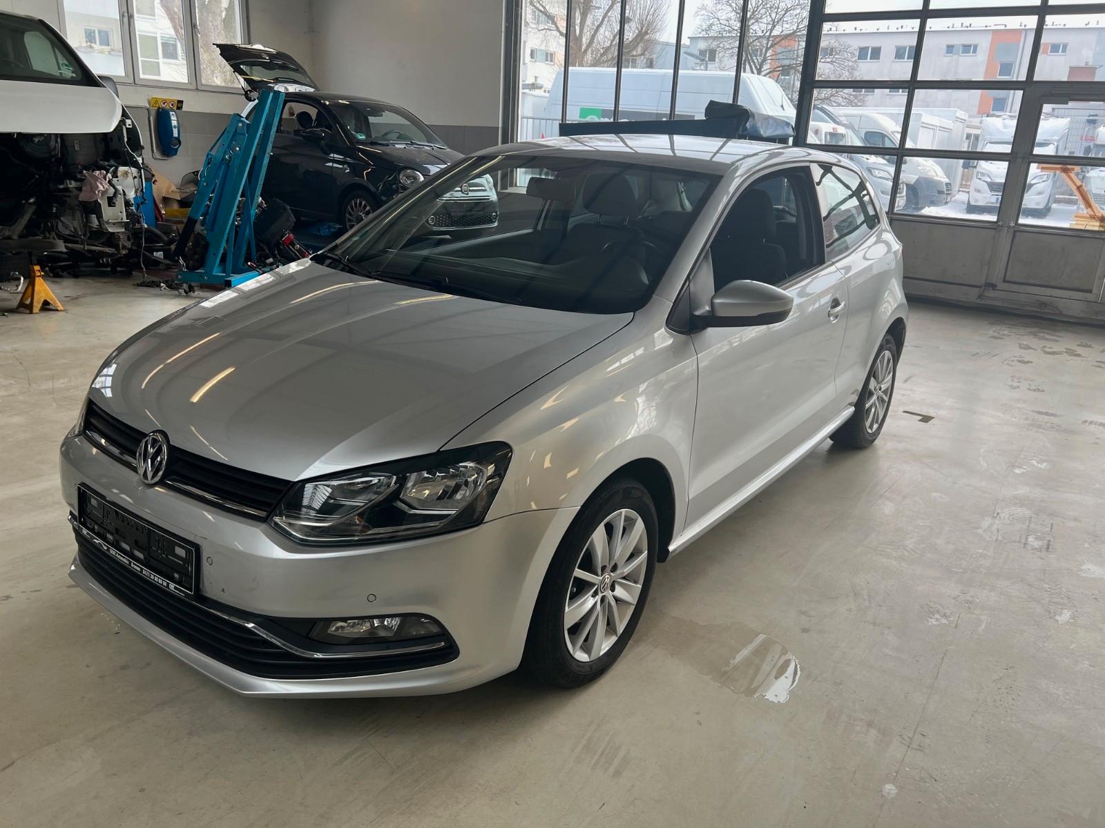 Volkswagen Polo V Comfortline BMT/ DSG Automatic