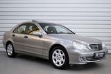 Mercedes-Benz C 200 Classic Automatik+57.000km+Schiebedach - Mercedes-Benz C-Class: Classic