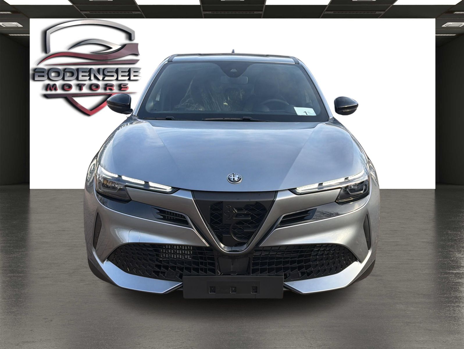 Fahrzeugabbildung Alfa Romeo Junior Ibrida 1.2 VGT 48V-Hybrid 100 kW Speciale