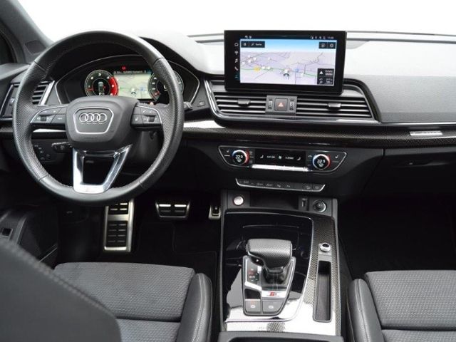 SQ5 3.0 TDI VOLL/LUFT/AHK/STAND-HZ/MATRIX/B&O/TO