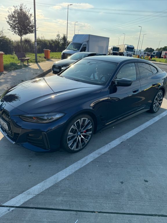 Image of BMW i4