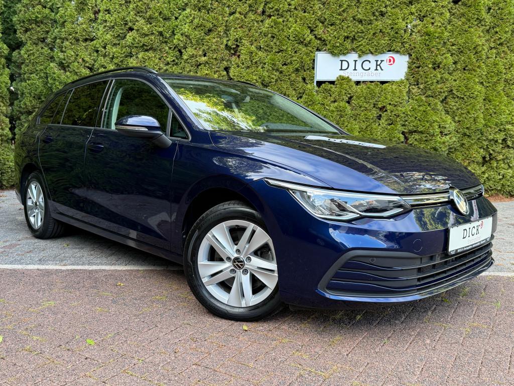 Volkswagen Golf 8 20TDI Life LEDNAVSHZKAMACCAMBICARP 2021