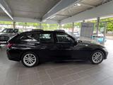BMW 318d Touring Facelift+Keyless+Hifi+KurvenDISPLAY