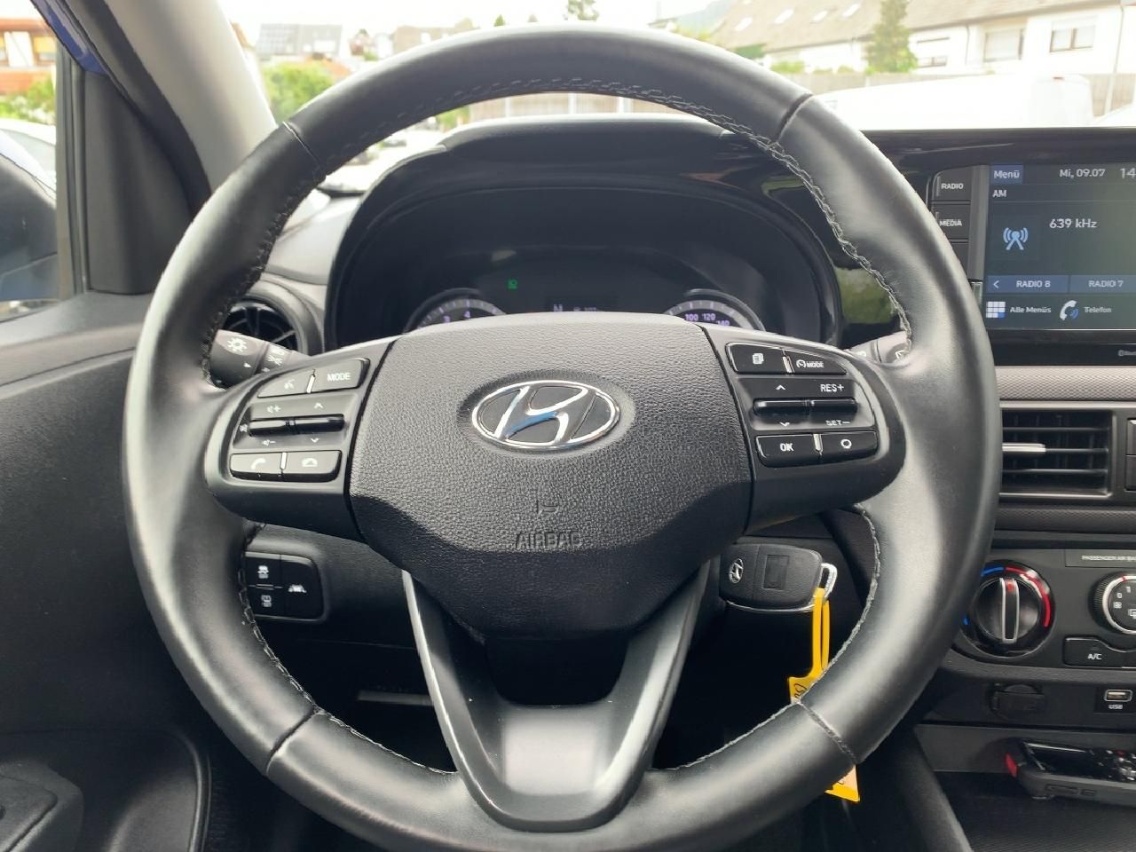 Fahrzeugabbildung Hyundai i10 Trend 1,2 l + Funktions-Paket