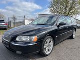 Volvo V70 Kombi D5 AWD Summum Automatik*185PS* - Volvo V70 mit Diesel-Antrieb: Kombi, Awd Summum