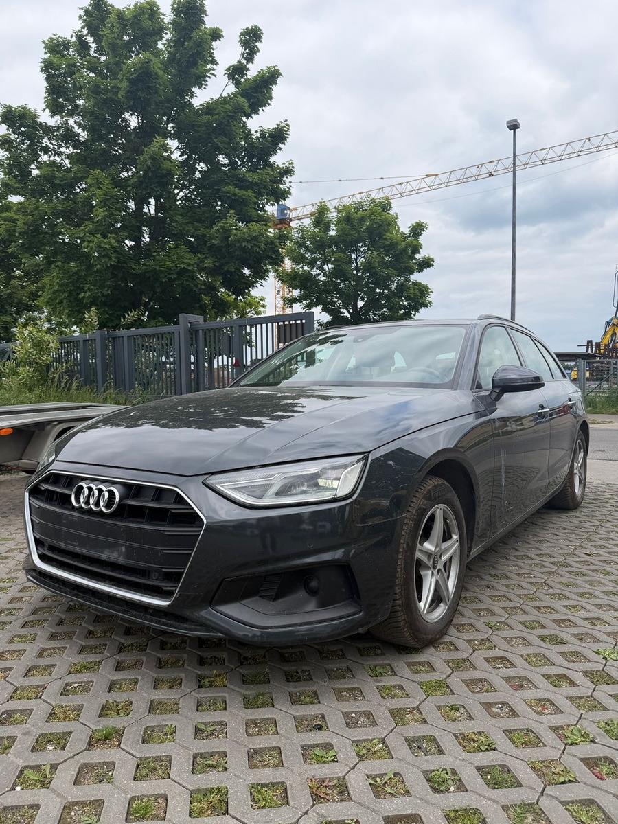 Audi A4 Avant 35 TDI basis