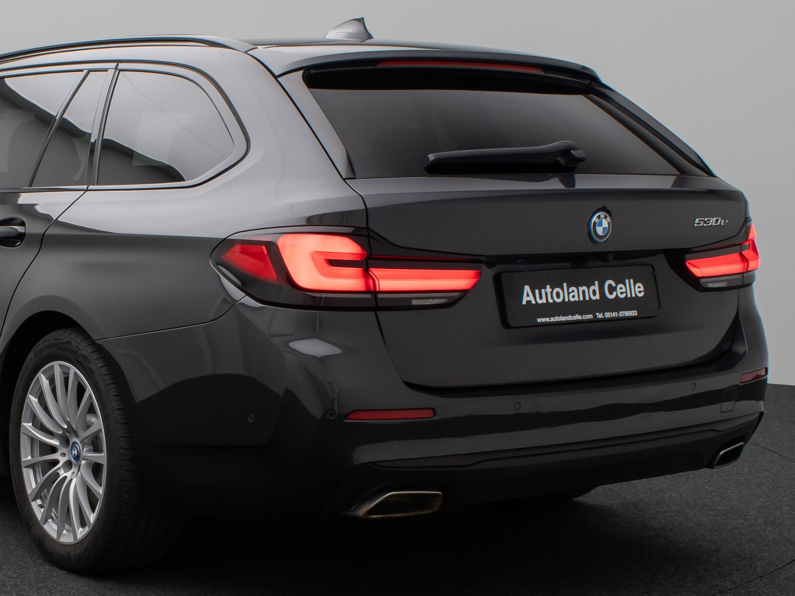 Fahrzeugabbildung BMW 530e Panorama Kamera DAB H/K WLAN Alarm Sport