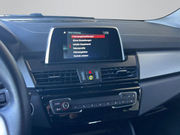 BMW 216 - 6