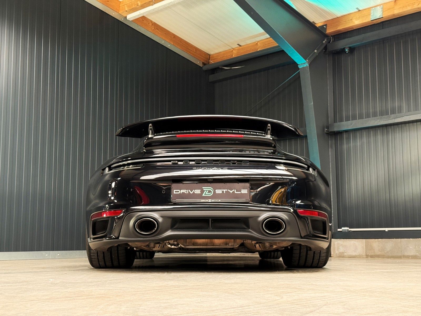 Fahrzeugabbildung Porsche Turbo S + Burmester + PCCB + Carbon Dach + Appro