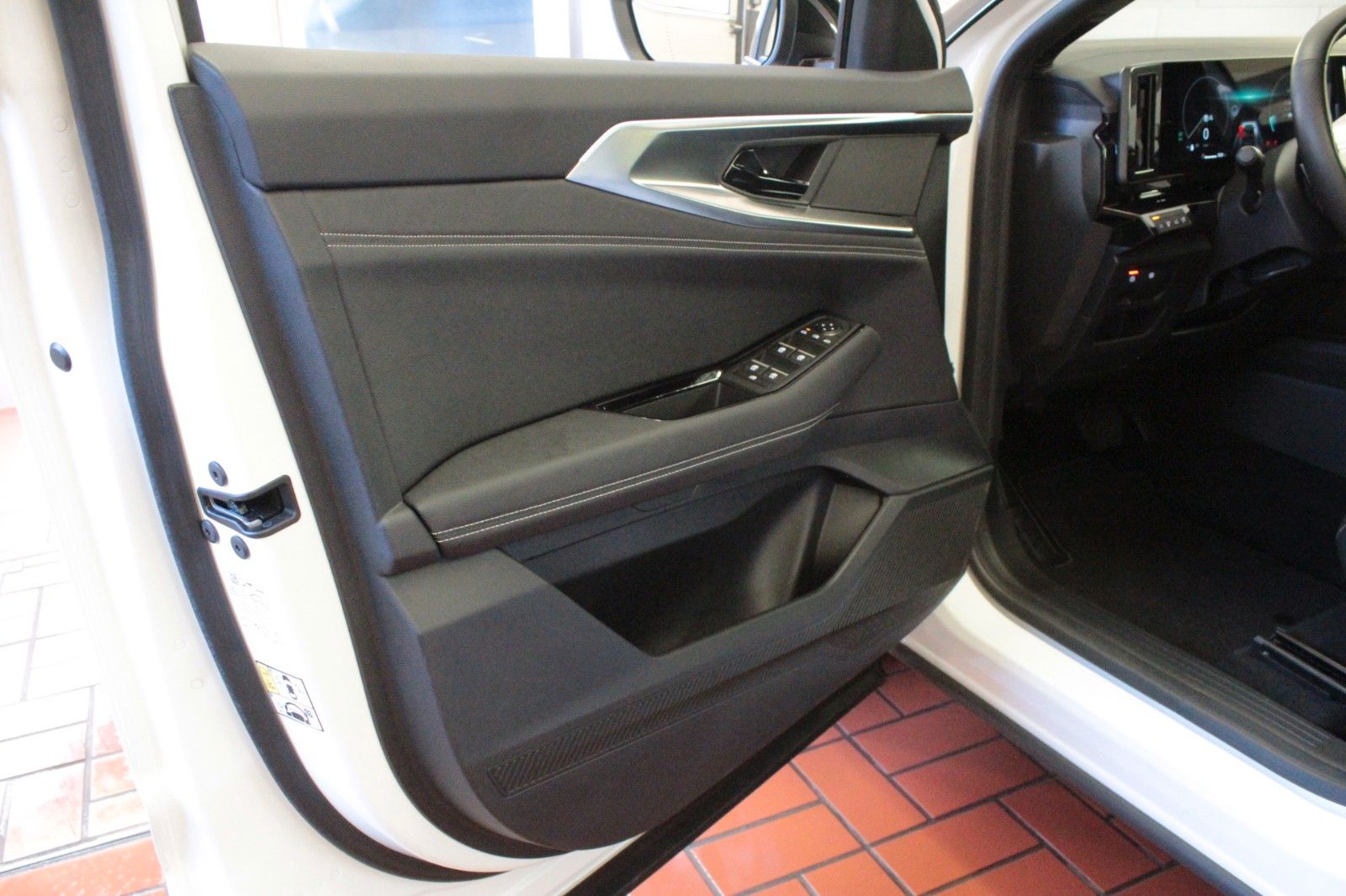 Fahrzeugabbildung Renault Austral Mild Hybrid 160 Techno Automatik*