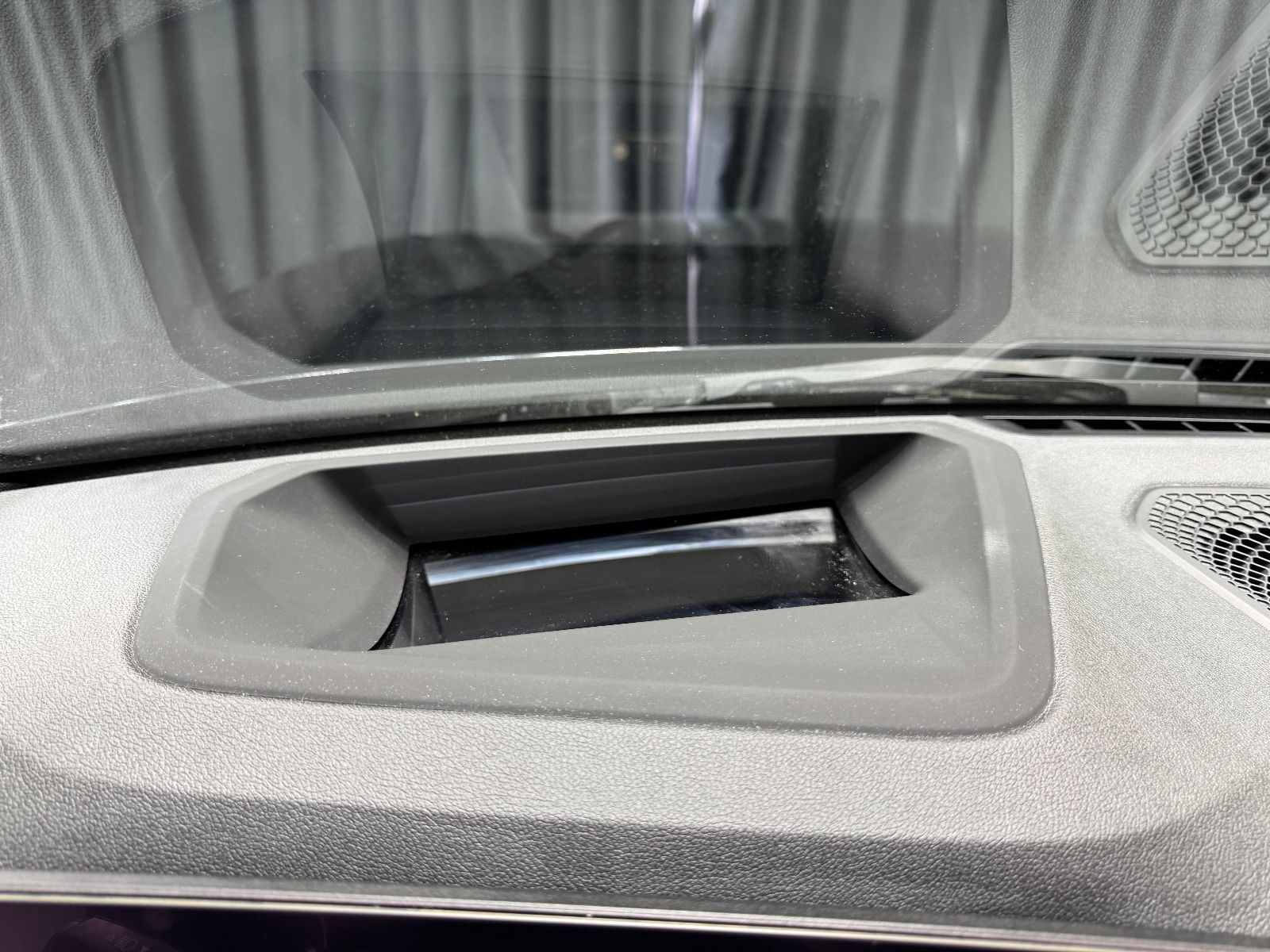 Fahrzeugabbildung BMW 320d M SPORT PRO Touring |PANO|HEAD-UP|AHK