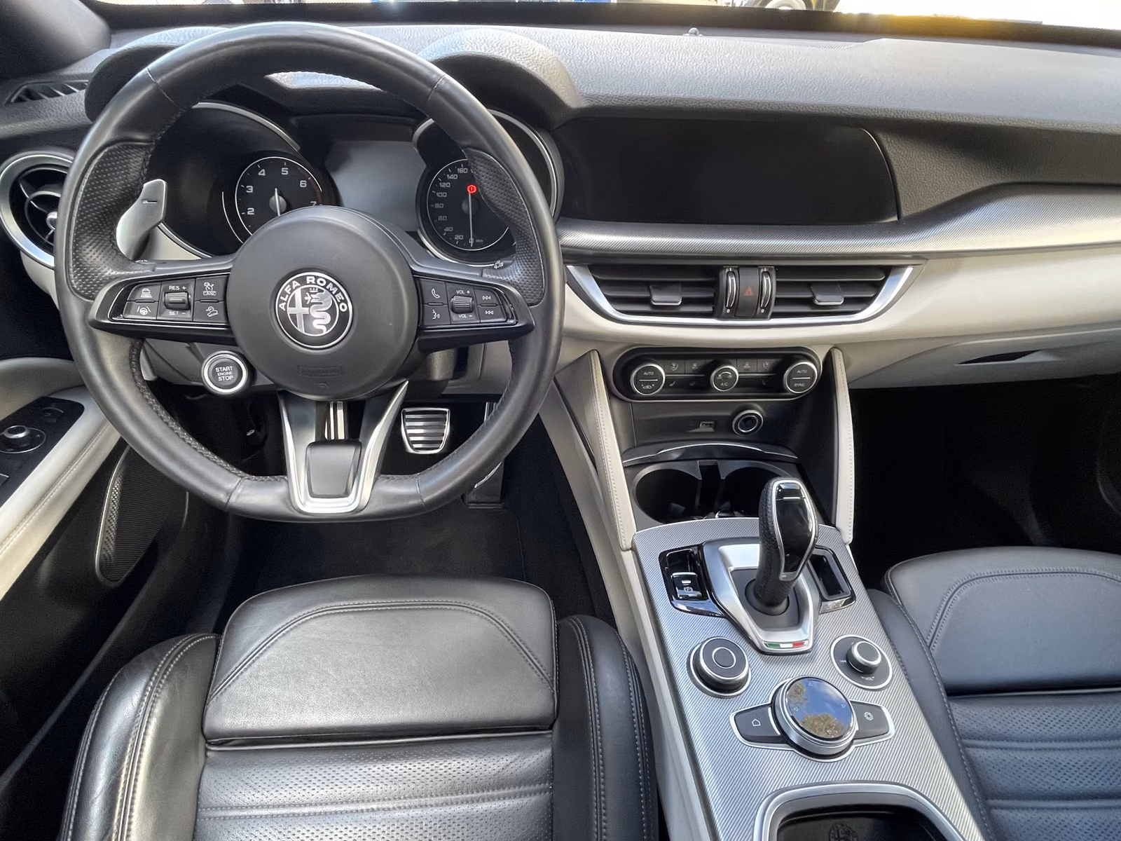 Alfa Romeo Stelvio Veloce Q4 Performance Xenon Kamera ACC, миниатюра 18
