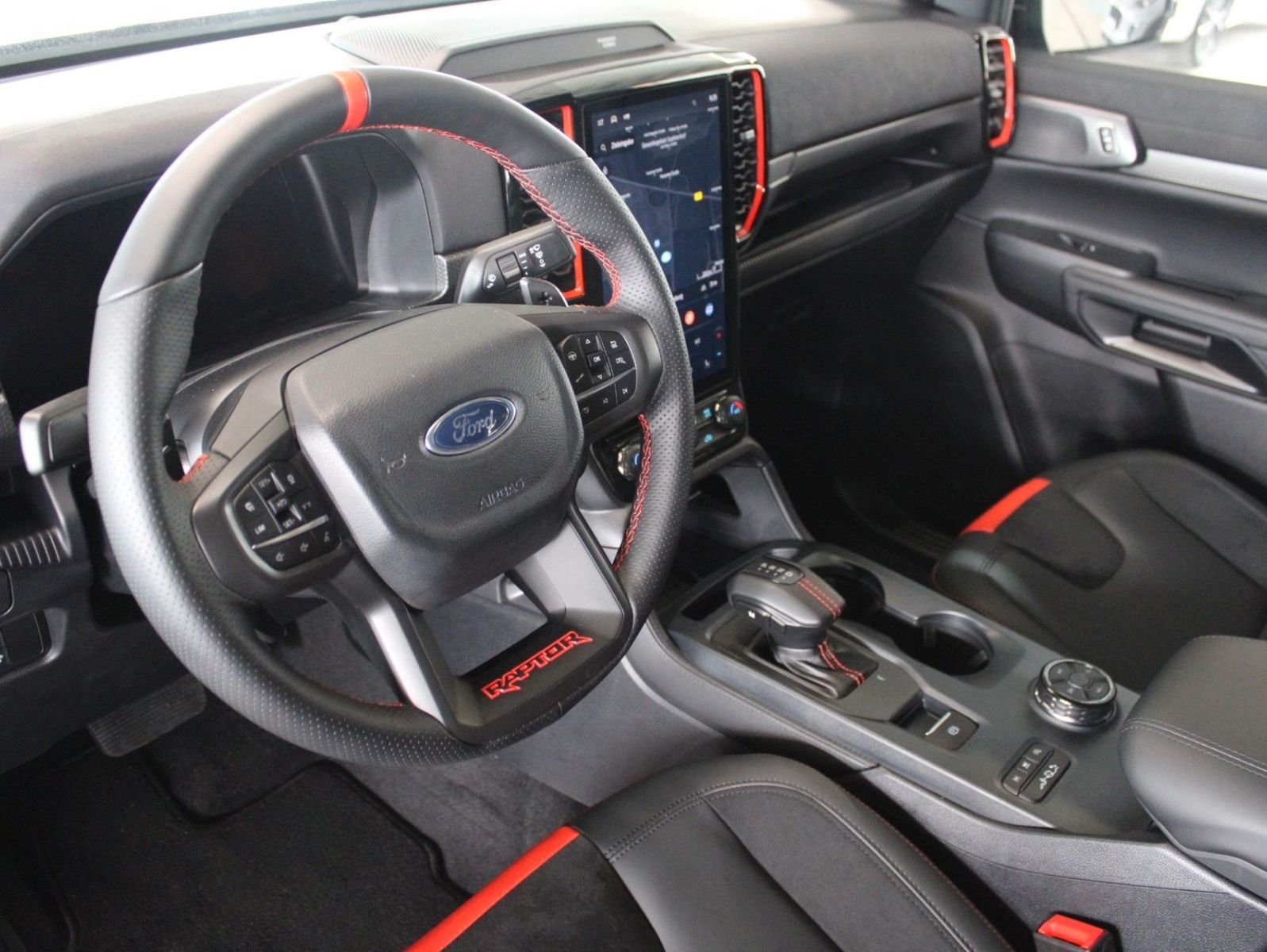 Fahrzeugabbildung Ford Raptor 3.0 EB DoKa AHK RAPTOR PAKET ACC 360°CAM