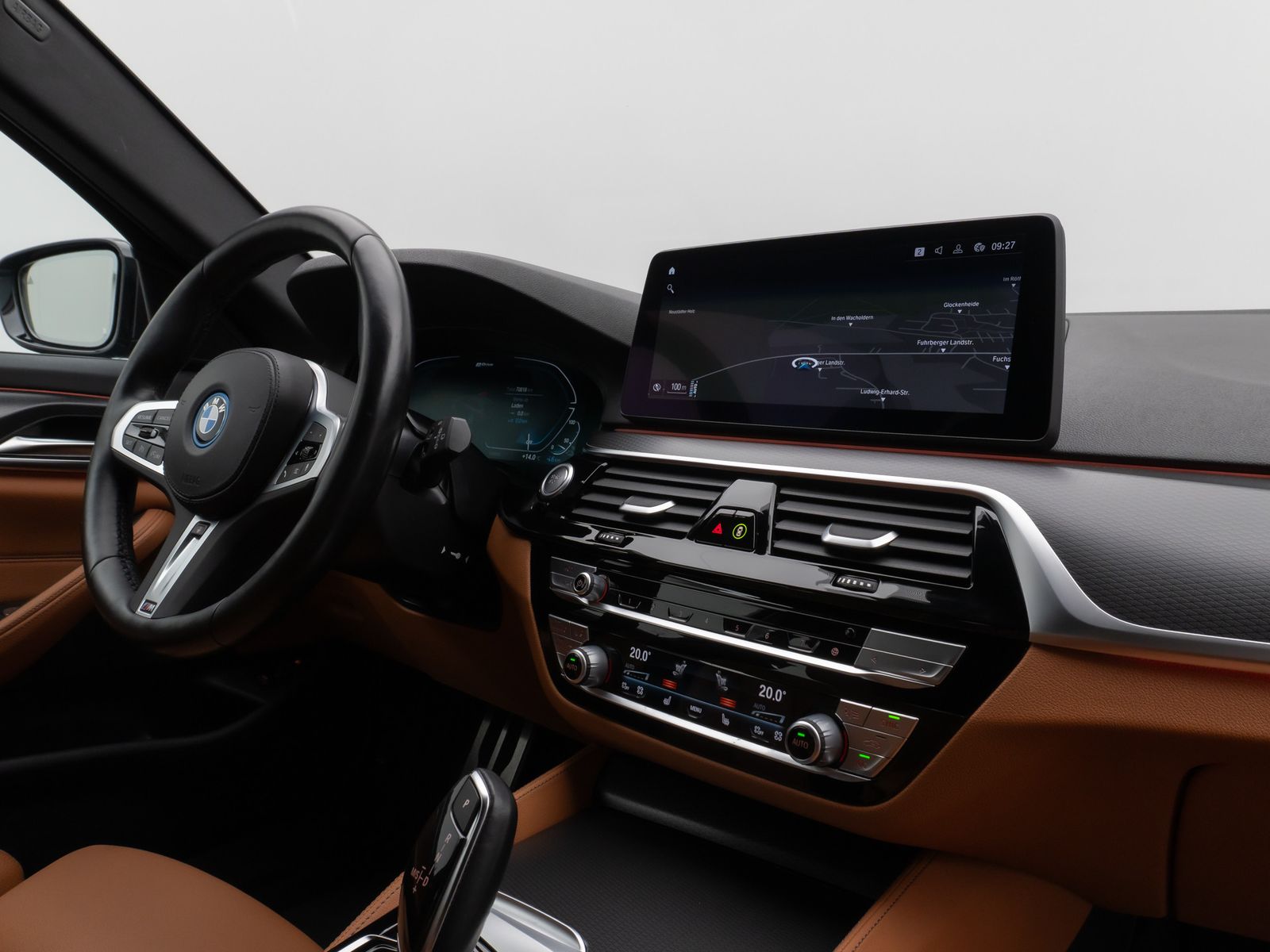 Fahrzeugabbildung BMW 530e M Sport Kamera Laser HUD DAB HiFi Komfort