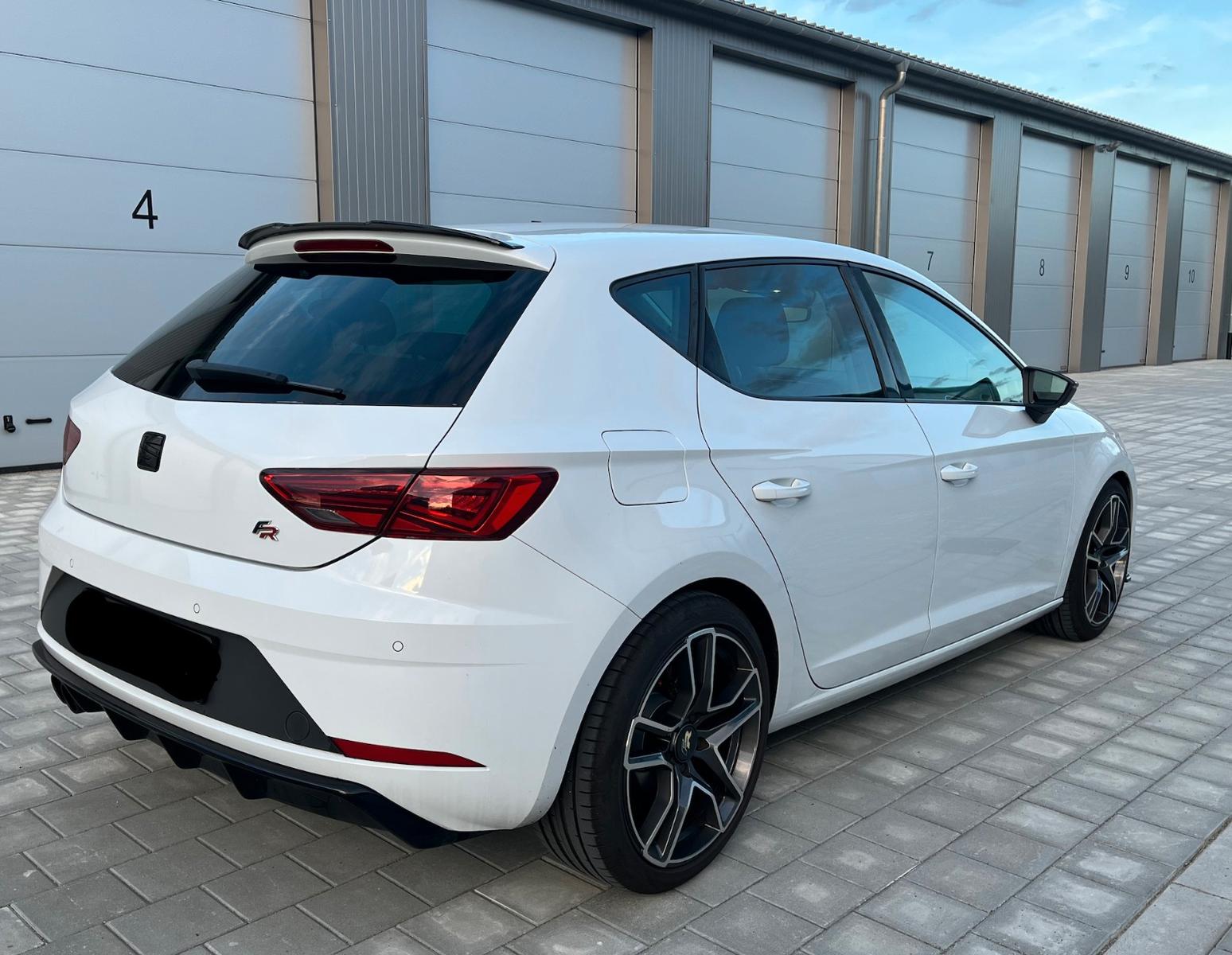 Seat Leon FR Sport Tuning Soundsystem Carplay PDC