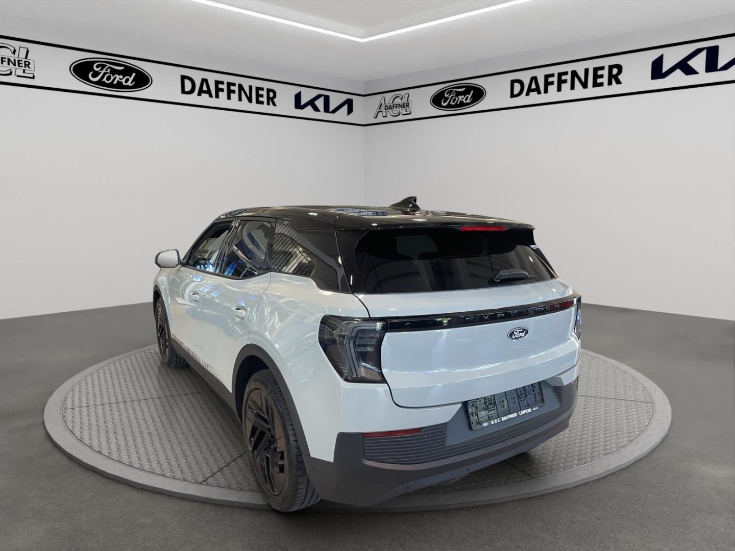 Fahrzeugabbildung Ford Explorer Collection RWD Fahrerassistenzpaket, Wä
