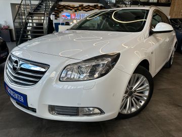 Opel Insignia A Sports Tourer Sport 4x4 *Xenon*1Hand*