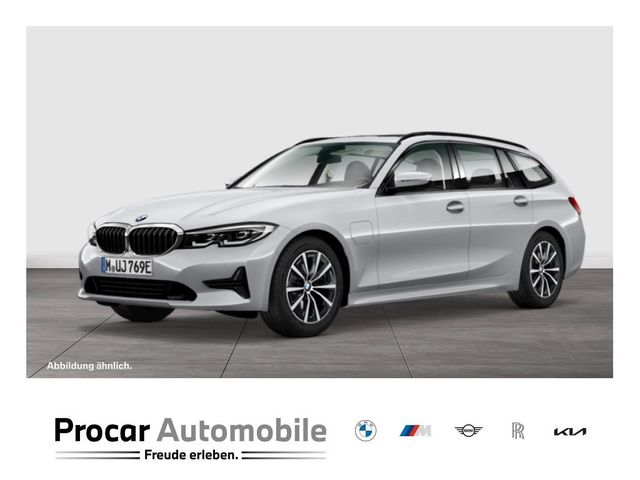 BMW 330e xDrive ADVANTAGE+PANO+HYBRID+PA+RFK+LED+PDC