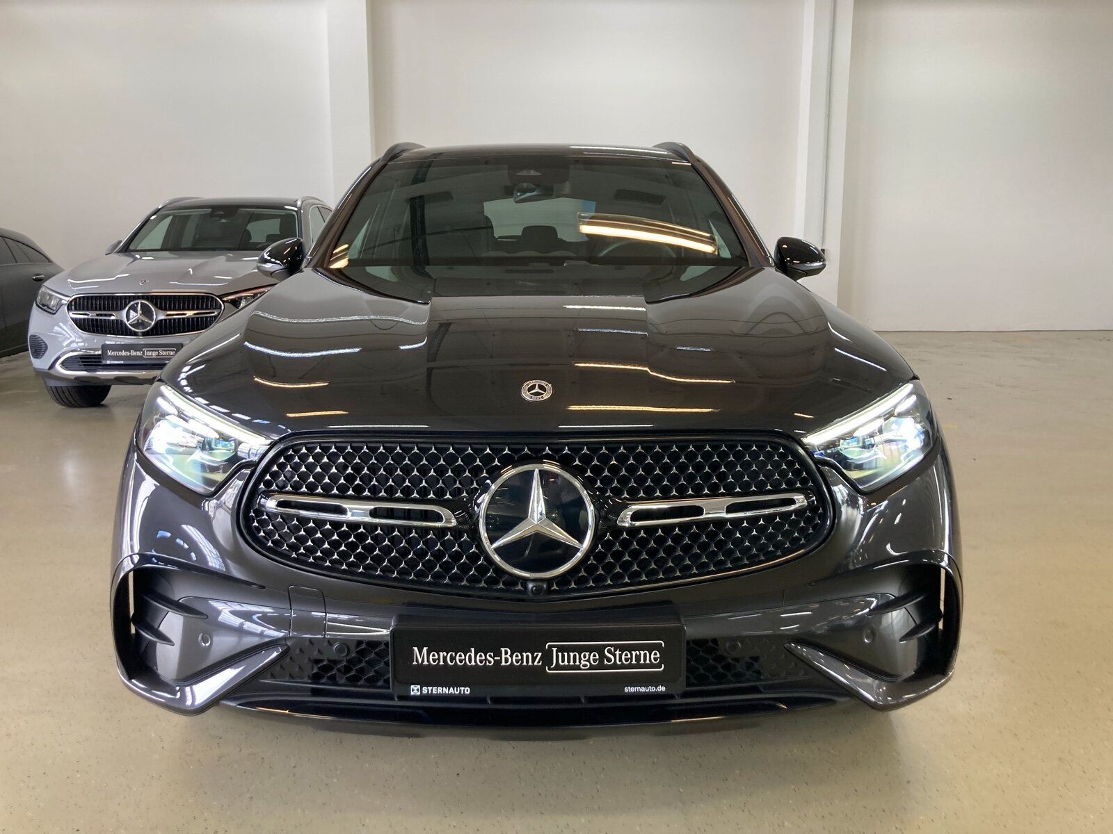 Mercedes-Benz GLC 220 d 4M AMG RüCam DigiLight Sitzklima AHK imagem 3