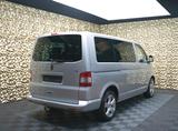 Volkswagen T5 Caravelle|2,5 TDI|8 Sitz.|CLIMATR.|AHK|SITZHZ - Volkswagen T5 Caravelle mit Diesel-Antrieb: Kleinbus, 2.5