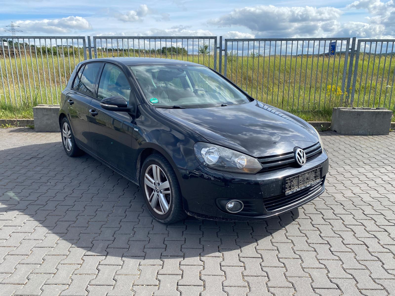 Volkswagen Golf 1.4 TSI Match Navi/Klimaa./PDC/SHZ/8xFach