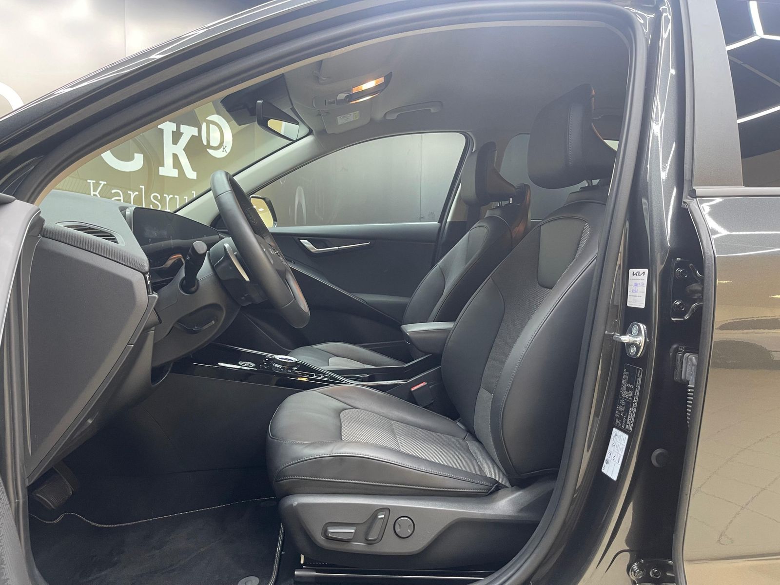 Fahrzeugabbildung Kia e-Niro Spirit LEDER+NAVI+LED+SHZ+H&K+KAM+ACC+WP+