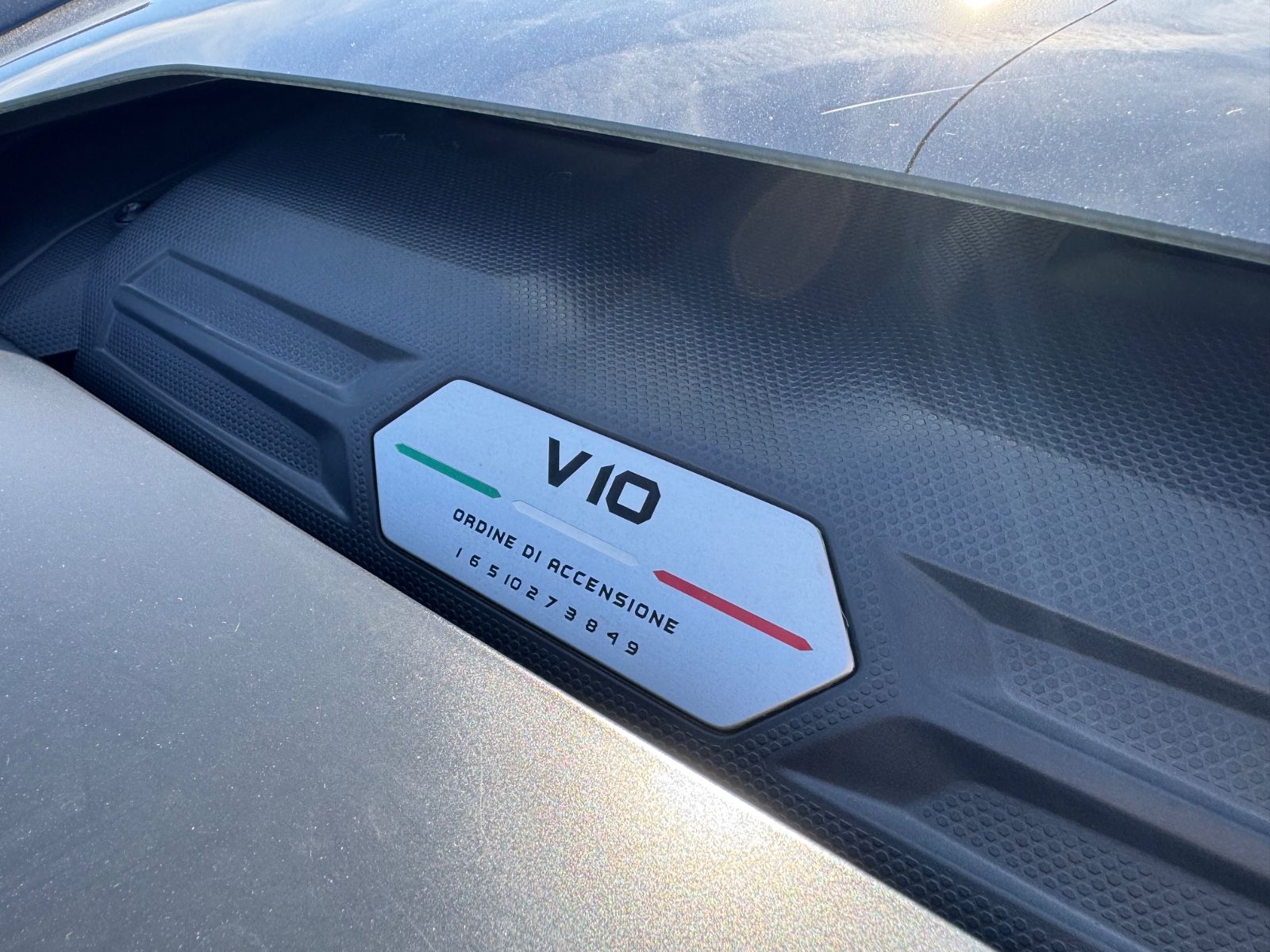 Fahrzeugabbildung Lamborghini Huracán EVO V10 /LIFT/SENSONUM/KAMERA/ACC