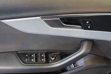 Audi A4 Avant 35 TFSI NAVI+CARPLAY+KEY+LED+17"