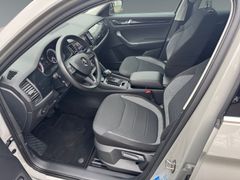 Fahrzeugabbildung Skoda Kodiaq Drive 125 4x4 AHK Navi 4x Sitzh. ACC
