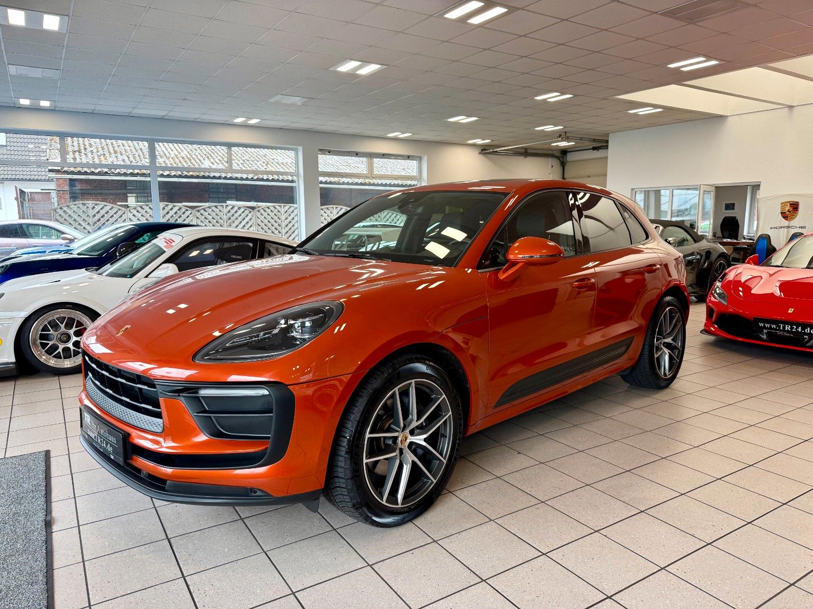 Fahrzeugabbildung Porsche Macan Luftfederung/Panorama/Keyless/21Zoll/BOSE