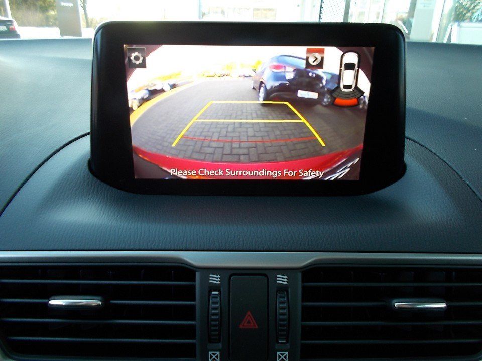 Fahrzeugabbildung Mazda 3 Signature+ G-120 AT NAVI RFK SHZ HUD LogIn Blu