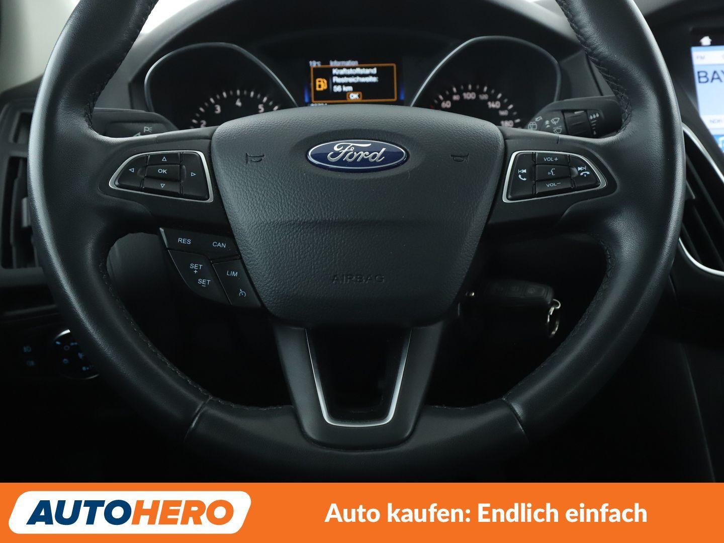 Ford Focus 1.0 EcoBoost Business*NAVI*TEMPO*PDC*SHZ*
