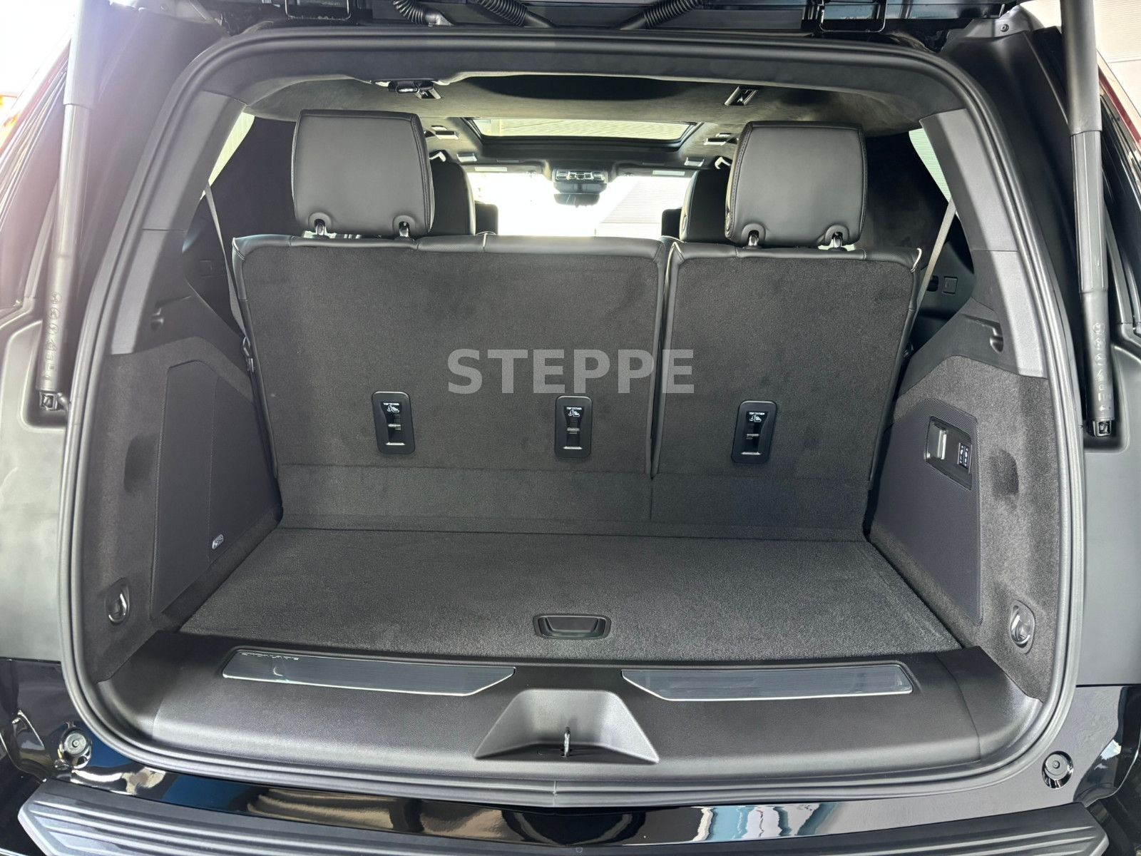 Cadillac Escalade MY26 V-Series 6.2 V8 Supercharged AWD