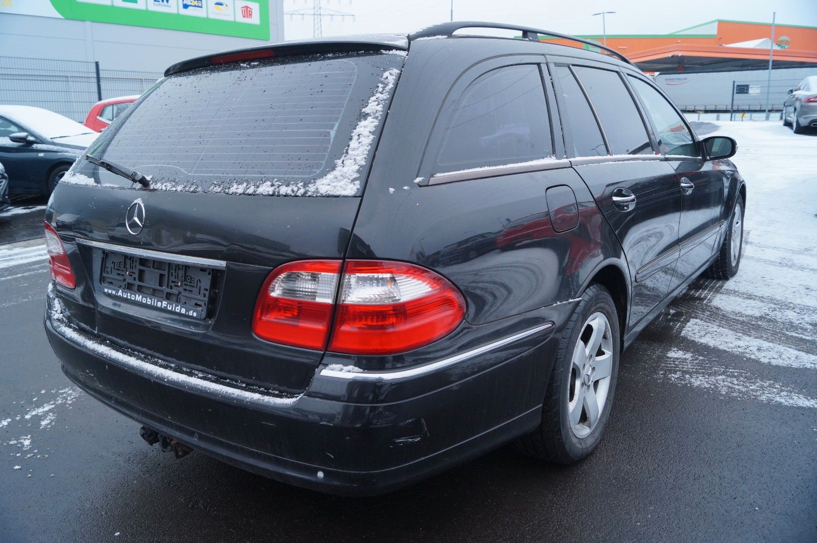 Fahrzeugabbildung Mercedes-Benz E 320 CDI T AVANTGARDE