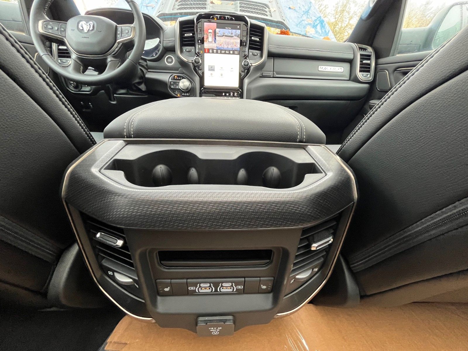 Fahrzeugabbildung Dodge RAM 1500 Crew Cab Rebel Night 3.6