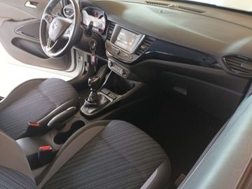 Fotografie 14 des Opel Crossland (X) Crossland "120 Jahre" PDC*SHZ*Allwetterreifen